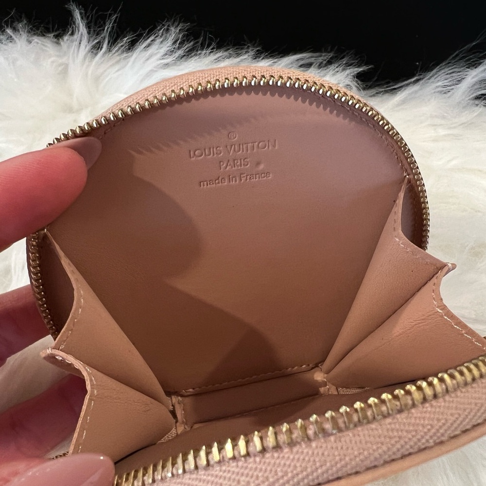 Louis Vuitton Vernis Porte Monnaie Chapeau Coin Case - Picture 4 of 5